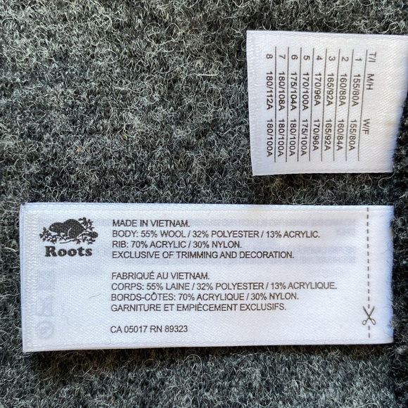 Roots wool black/grey size 5 bomber style plaid jacket/coat women’s. - Picture 16 of 16